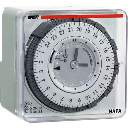 Immagine di OROLOGIO MECCANICO GIORNALIERO, 72X72 MM, ALIMENTAZIONE 230 V