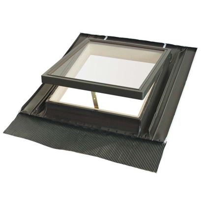 Immagine di LUCERNAIO, COMPLETO DI CONTROTELAIO IN ALLUMINIO E ABETE, CON TERMINALE IN PIOMBO E VETRO TEMPERATO, 46XH75 CM - VETRO SEMPLICE